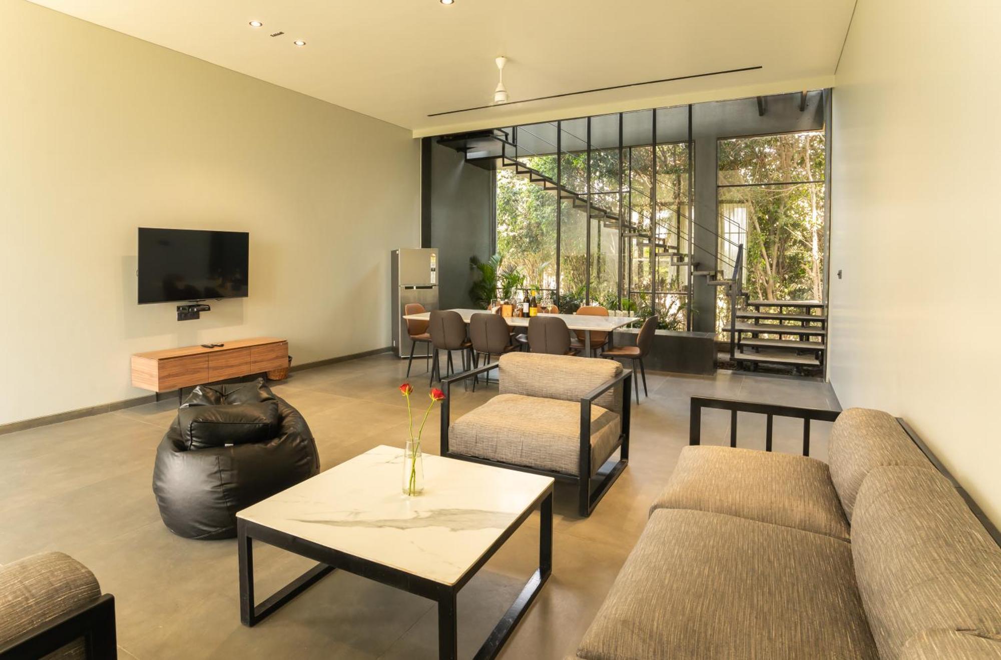 Beyond By Sula Hotel Nashik Exterior photo
