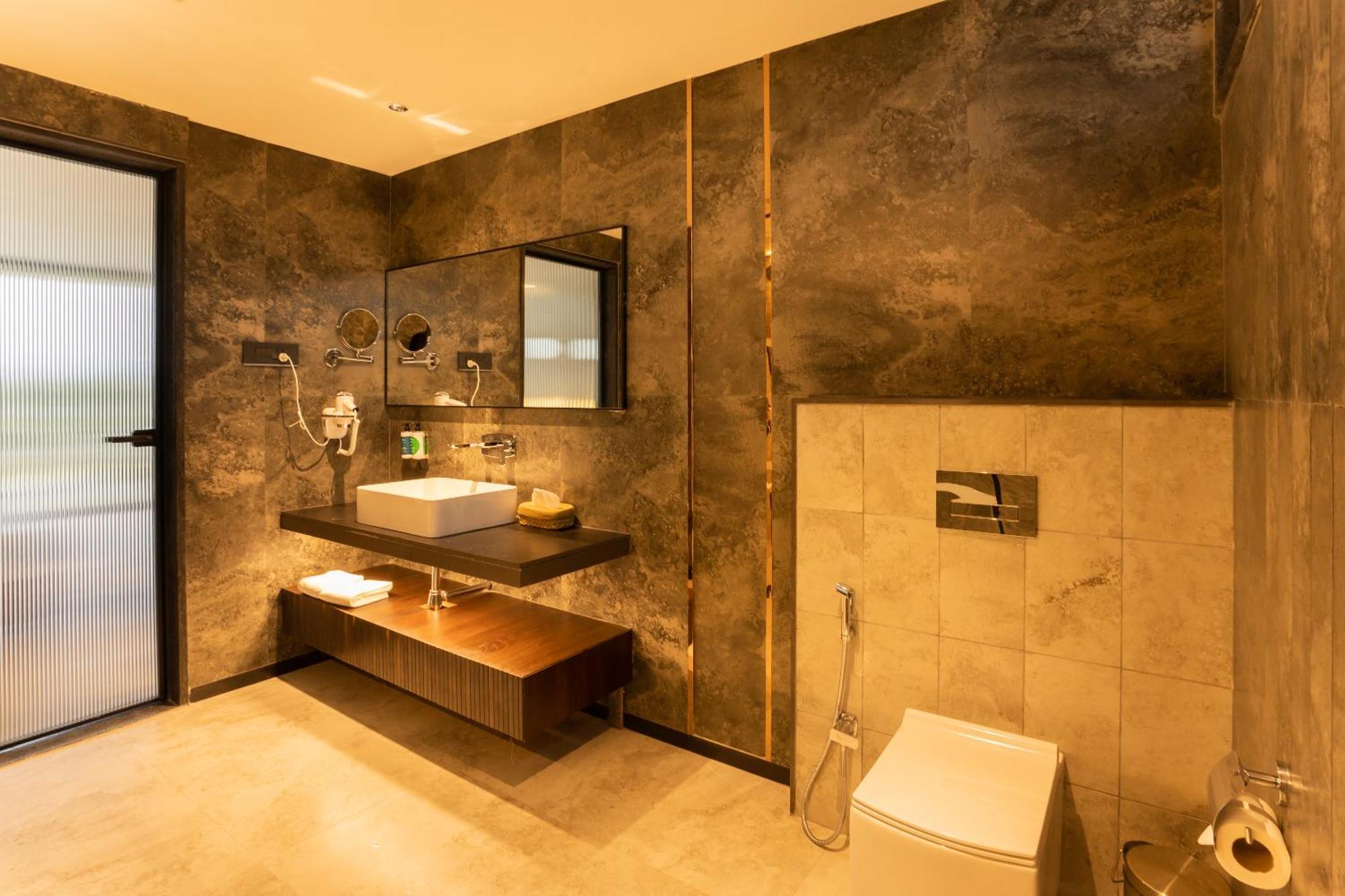 Beyond By Sula Hotel Nashik Exterior photo