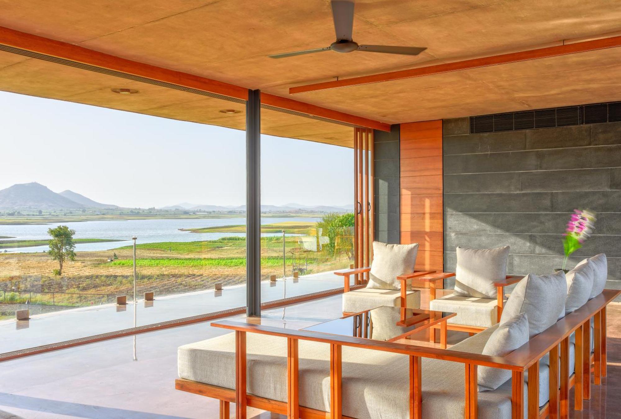Beyond By Sula Hotel Nashik Exterior photo