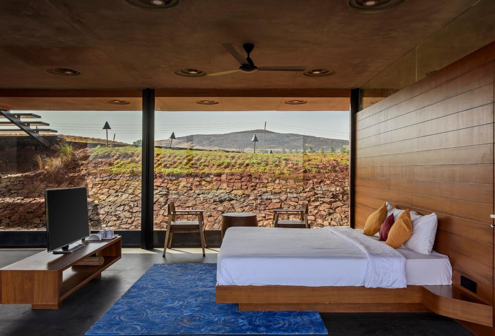 Beyond By Sula Hotel Nashik Exterior photo