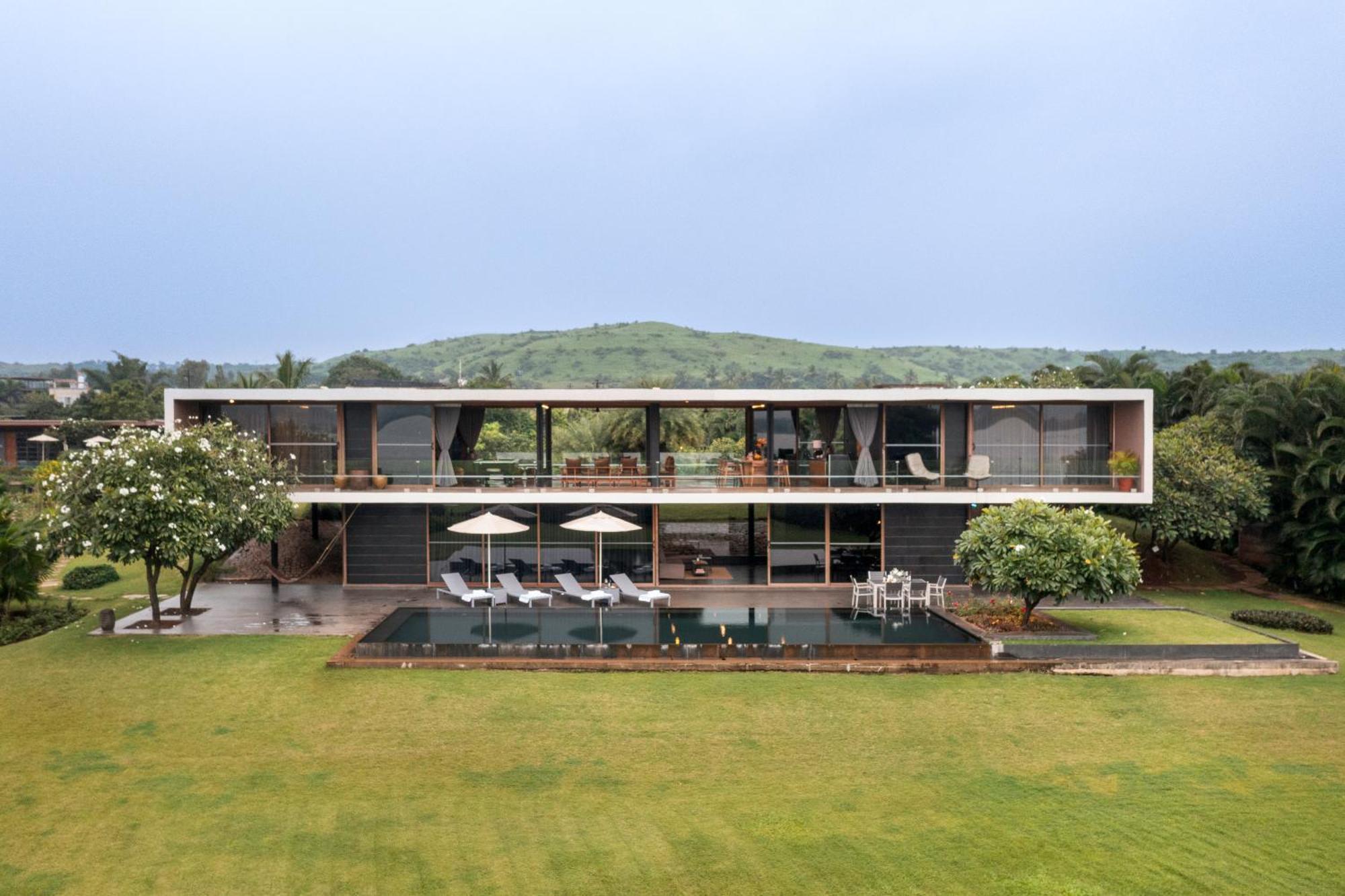 Beyond By Sula Hotel Nashik Exterior photo