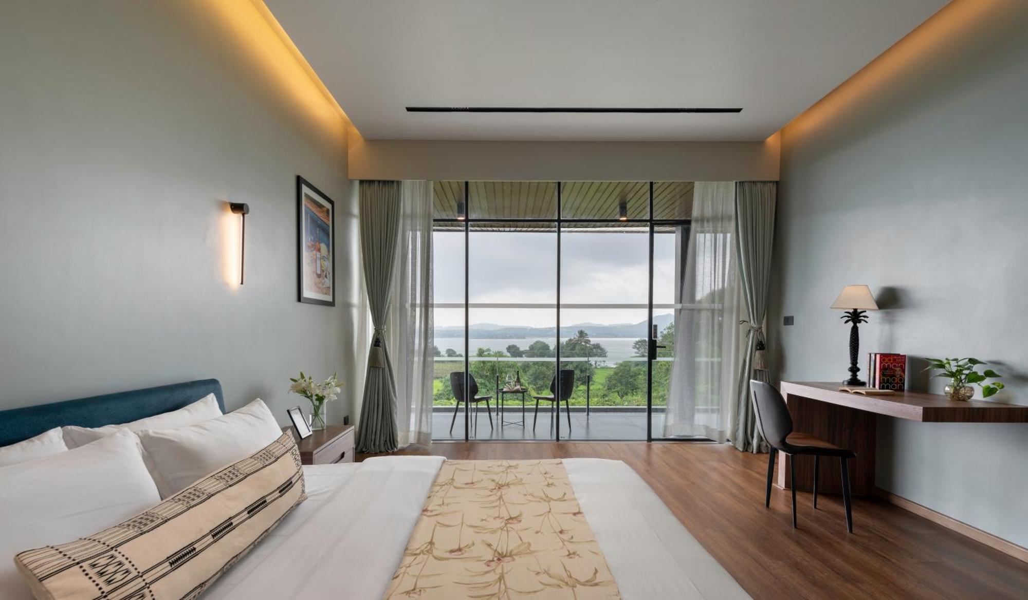 Beyond By Sula Hotel Nashik Exterior photo